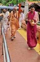 Purna Kumbha Swagata and Pada Prakshalana (23 Oct 2025)